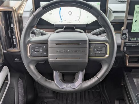 Used 2025 GMC Hummer EV 2X AWD/4WD image 22