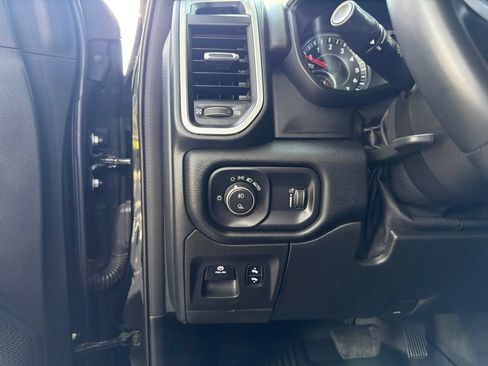 Used 2021 RAM 1500 Lone Star AWD/4WD image 19