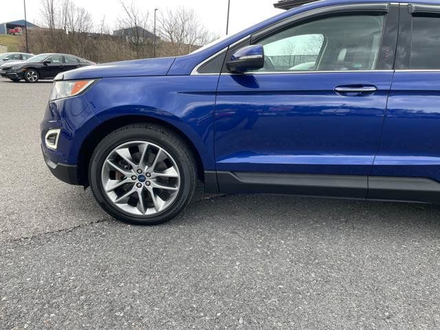 Used 2015 Ford Edge Titanium w/ Equipment Group 302A AWD/4WD image 2