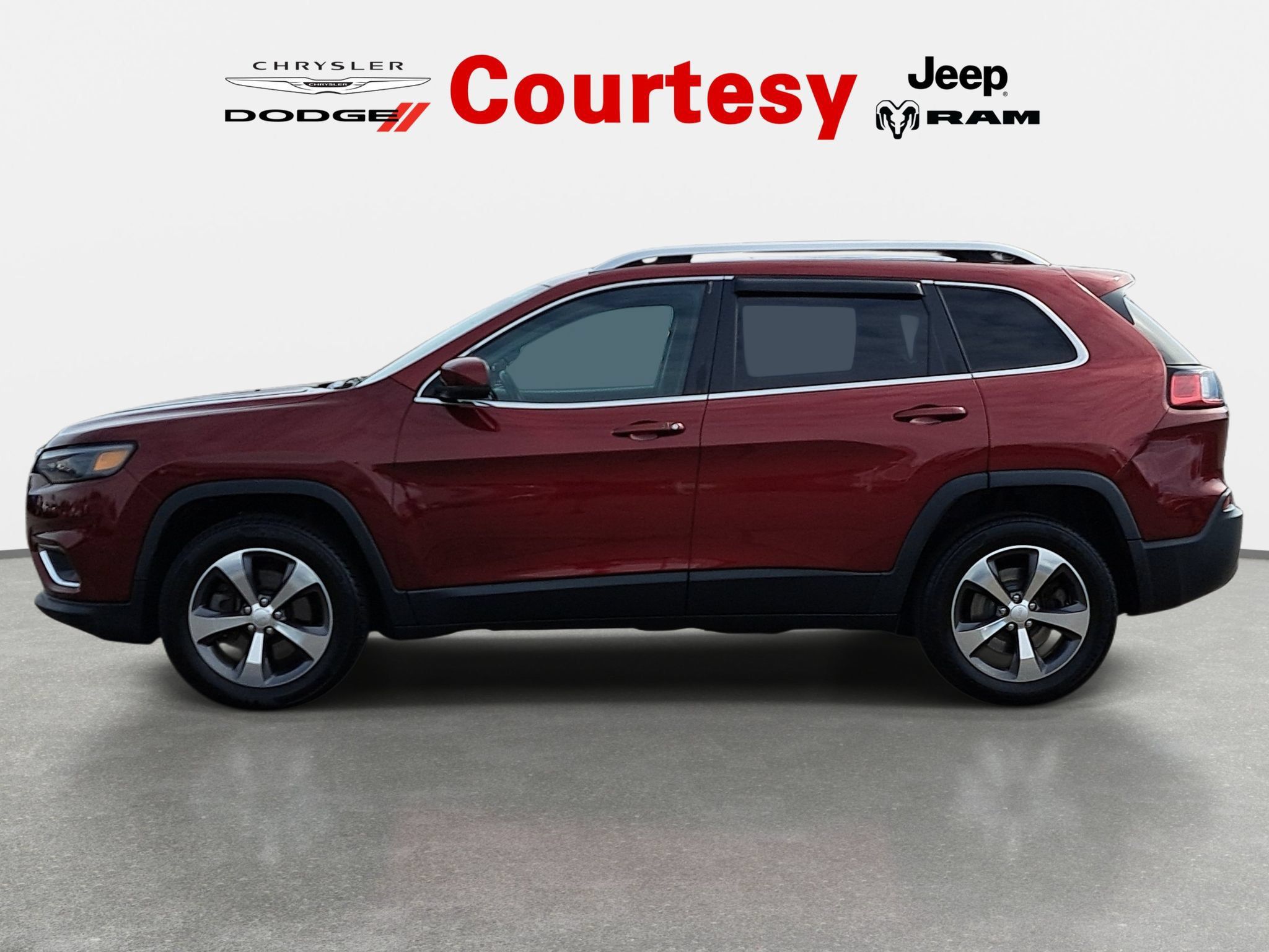Used 2019 Jeep Cherokee Limited AWD/4WD image 7