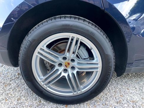 Used 2018 Porsche Macan S AWD/4WD image 23