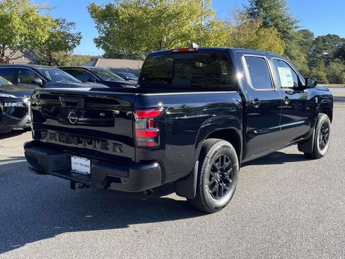 New 2026 Nissan Frontier SV w/ All-Weather Content Package RWD image 5