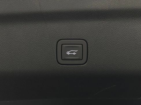 New 2026 GMC Yukon XL Denali w/ Denali Reserve Package AWD/4WD image 15