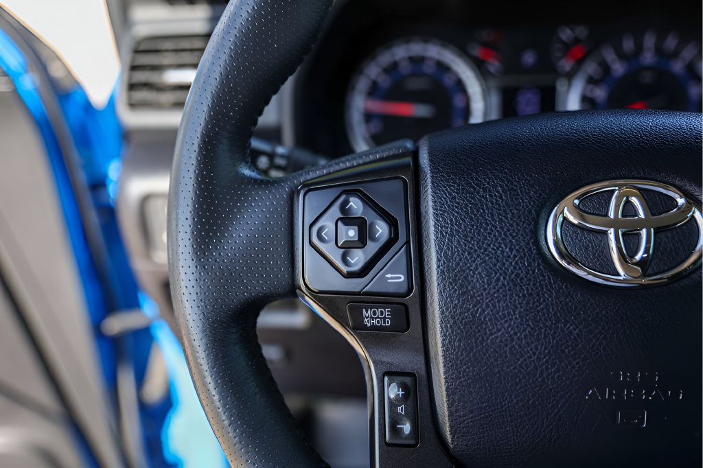 Used 2019 Toyota 4Runner TRD Pro AWD/4WD image 17