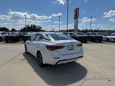 New 2025 Nissan Sentra SV w/ All-Weather Package image 4