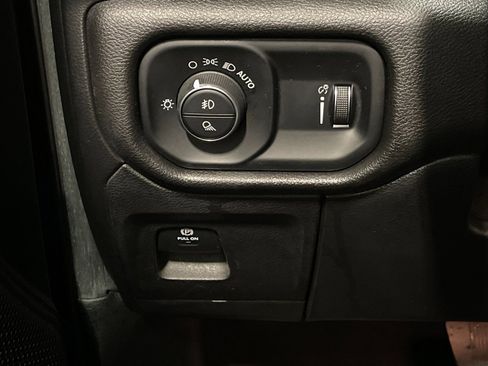 Used 2021 RAM 1500 Big Horn image 29