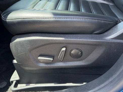 Used 2024 Ford Edge SEL AWD/4WD image 15