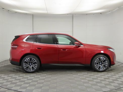 Used 2025 BMW X3 xDrive30i w/ Premium Package image 5