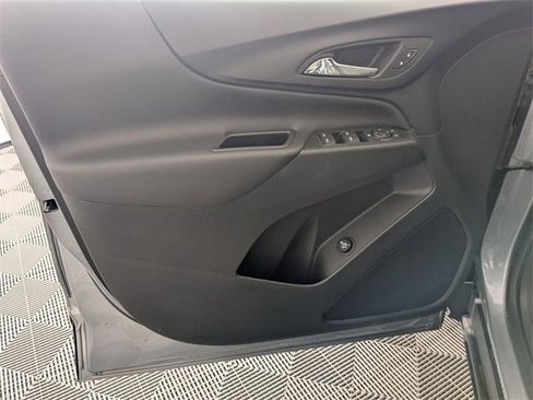 Certified 2024 Chevrolet Equinox LT image 10