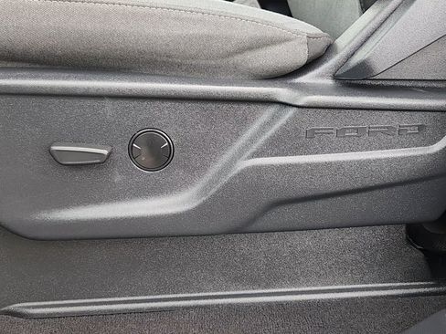 Used 2024 Ford F250 XLT image 9