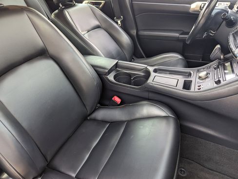 Used 2014 Lexus CT 200h image 8