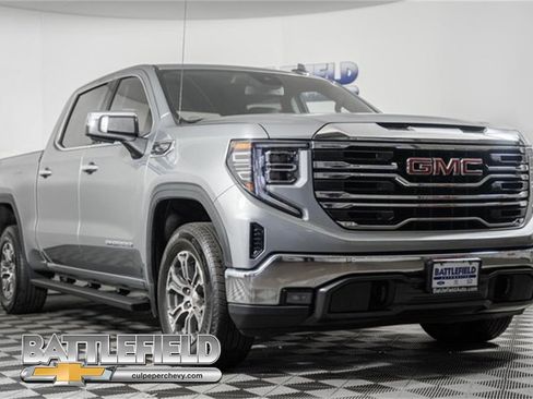 Used 2025 GMC Sierra 1500 SLT image 1