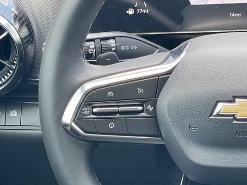 New 2027 Chevrolet Equinox LT w/ Safety and Technology Package FWD image 13