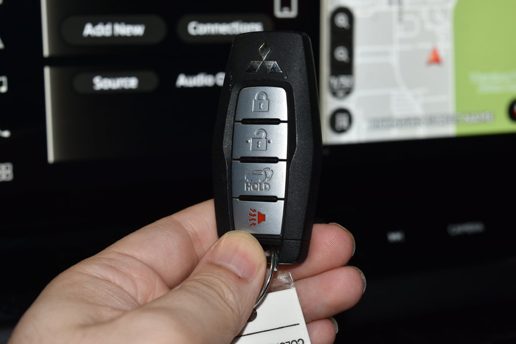 Used 2025 Mitsubishi Outlander SE AWD/4WD image 19