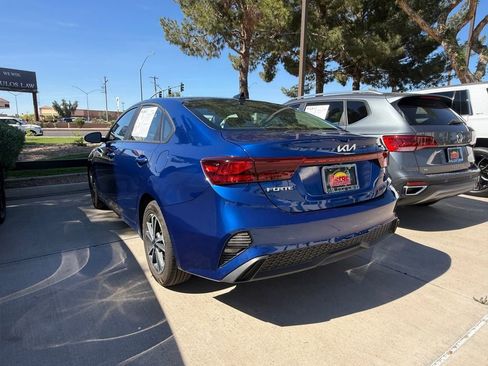 Used 2024 Kia Forte LXS w/ LXS Technology Package image 3