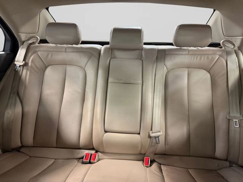 Used 2017 Lincoln Continental Select w/ Climate Package image 22