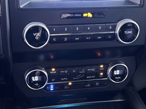 Used 2019 Ford Expedition Limited w/ Equipment Group 303A image 21