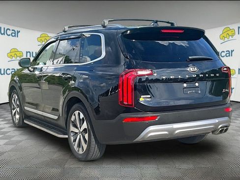 Used 2020 Kia Telluride S w/ S 8 Passenger Seating Package AWD/4WD image 4