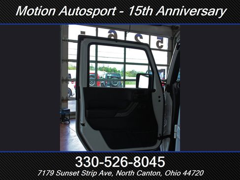 Used 2018 Jeep Wrangler Unlimited Sport S AWD/4WD image 14