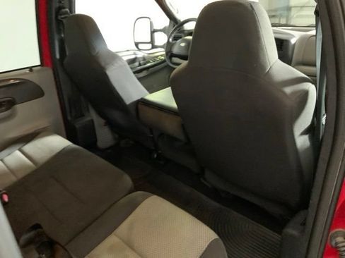 Used 2004 Ford F250 XLT AWD/4WD image 32