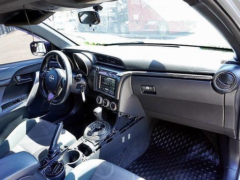 Used 2013 Scion tC image 11