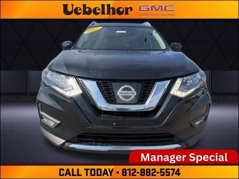 Used 2017 Nissan Rogue SV w/ SV Premium Package image 11