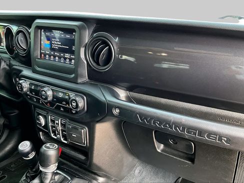 Used 2022 Jeep Wrangler Unlimited Sport AWD/4WD image 14