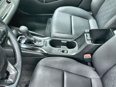 Used 2024 Toyota Corolla LE image 16