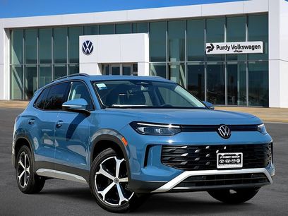 New 2026 Volkswagen Tiguan SE