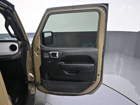 Used 2025 Jeep Wrangler Unlimited Sport AWD/4WD image 34