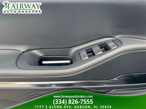 Used 2025 Lincoln Navigator Reserve AWD/4WD image 16