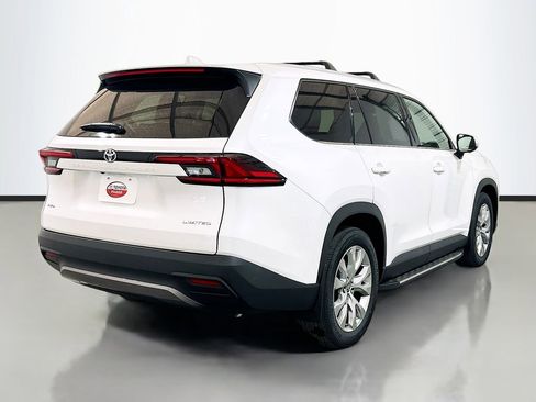 New 2026 Toyota Grand Highlander AWD image 4
