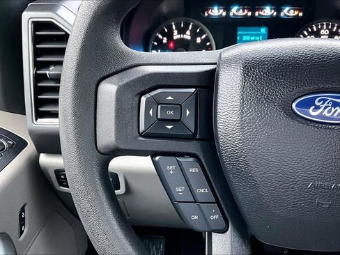 Used 2020 Ford F150 XLT image 23