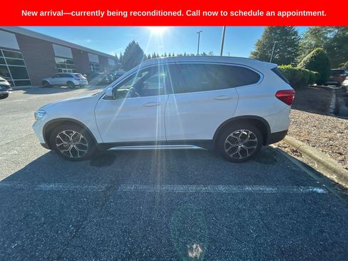 Used 2021 BMW X1 sDrive28i w/ Convenience Package FWD image 10