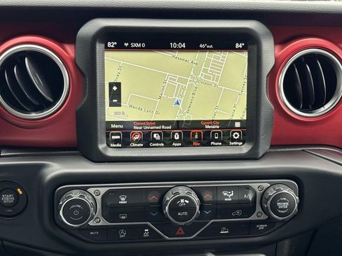 Used 2022 Jeep Wrangler Unlimited Rubicon image 24