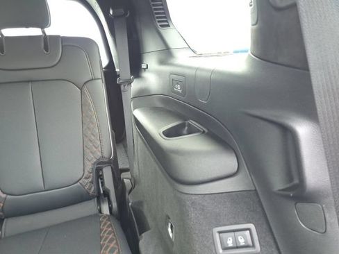 Used 2025 Jeep Grand Cherokee L Summit AWD/4WD image 48