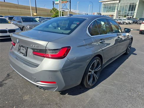 Certified 2024 BMW 330i 330i w/ Premium Package image 3
