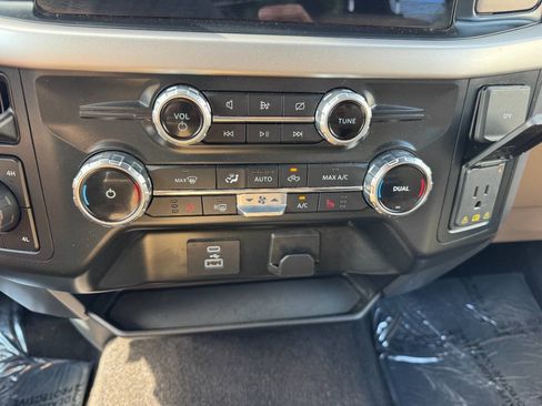 Used 2022 Ford F150 XLT w/ Equipment Group 302A High AWD/4WD image 18