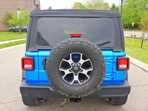 Used 2021 Jeep Wrangler Unlimited Sport AWD/4WD image 9