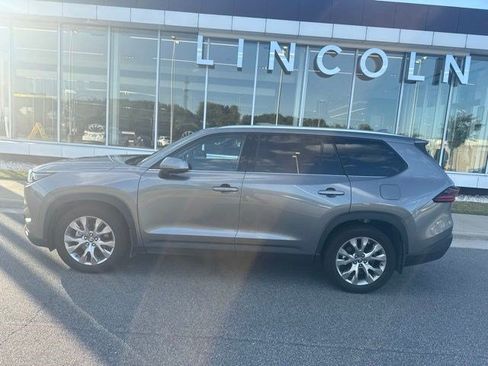 Used 2026 Toyota Grand Highlander AWD Hybrid image 9