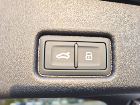 New 2025 Audi Q5 Premium Plus image 13