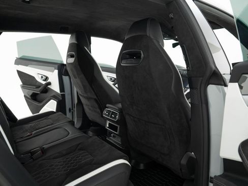 Used 2024 Lamborghini Urus S AWD/4WD image 39