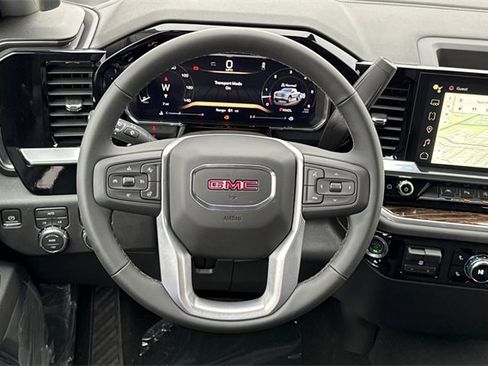 New 2026 GMC Sierra 1500 SLE w/ Preferred Package image 16