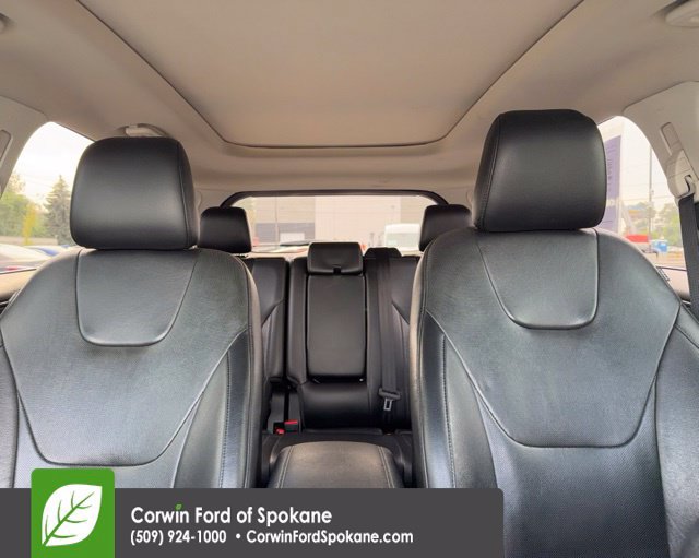 Used 2020 Ford Edge Titanium w/ Equipment Group 301A AWD/4WD image 37
