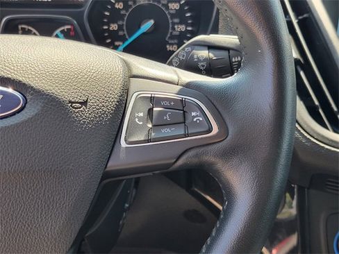 Used 2019 Ford Escape Titanium image 19