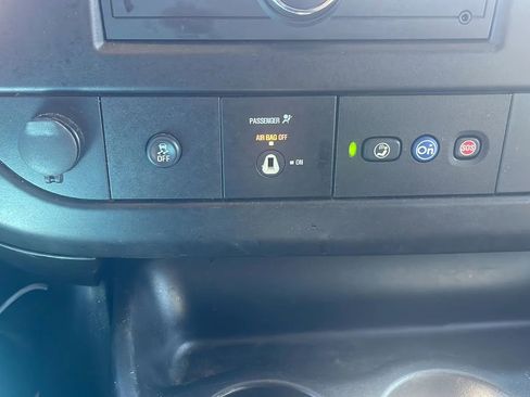 Used 2021 Chevrolet Express 2500 w/ Driver Convenience Package RWD image 20