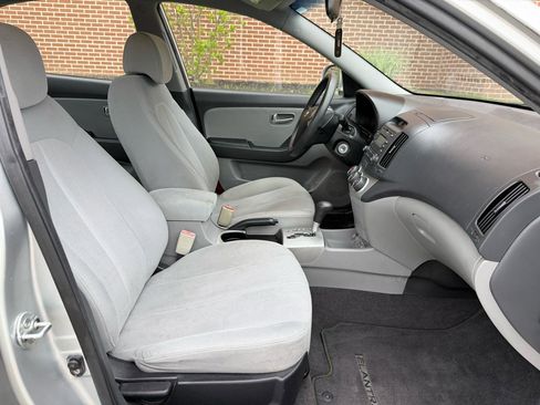 Used 2009 Hyundai Elantra GLS FWD image 34