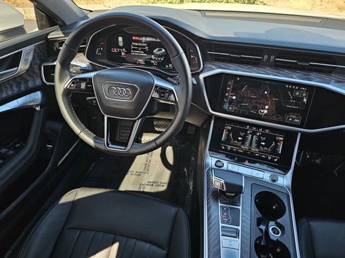 Used 2025 Audi A7 3.0T Premium Plus w/ Premium Plus Package AWD/4WD image 30