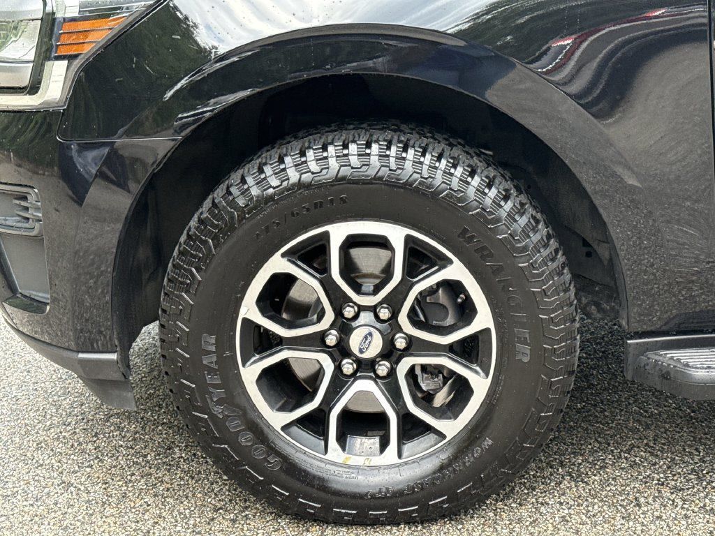 Used 2022 Ford Expedition XL AWD/4WD image 18