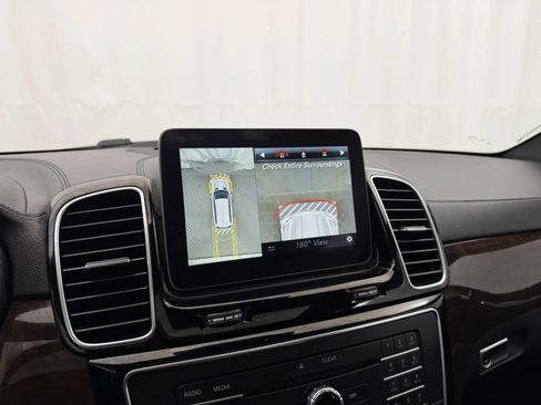 Used 2017 Mercedes-Benz GLS 450 4MATIC image 25